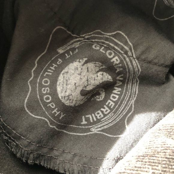 GLORIA Vanderbilt Black Corduroy velvet pants size 12 - Picture 6 of 8